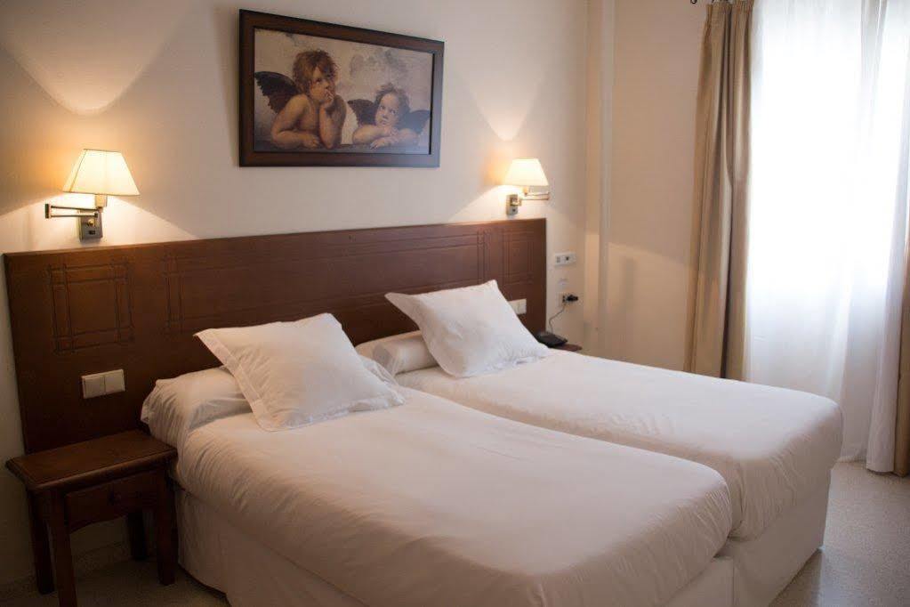 Hotel Maria Посадас Екстериор снимка